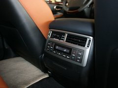 2012款 570 5.7 自动 8座