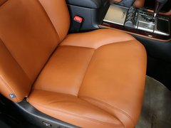 2012款 570 5.7 自动 8座