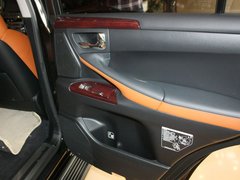 2012款 570 5.7 自动 8座