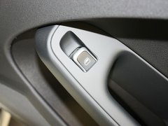 2013款 40 TFSI 豪华型
