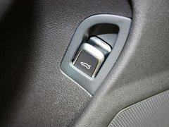 2013款 40 TFSI 豪华型