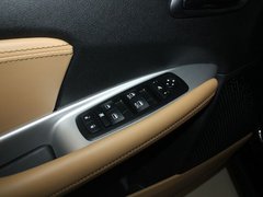 2012款 2.4L 自动 豪华版 7座