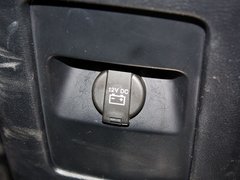 菲跃 2012款 2.4L 自动 豪华版 7座