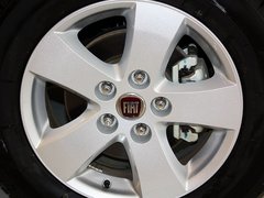 2012款 2.4L 自动 豪华版 7座