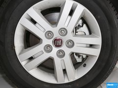 2012款 2.4L 自动 豪华版 7座