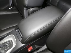 2012款 2.4L 自动 豪华版 7座