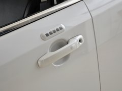 2012款 3.5L 自动 精锐天窗版 5座
