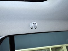 2012款 3.5L 自动 精锐天窗版 5座