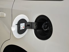 2012款 3.5L 自动 精锐天窗版 5座