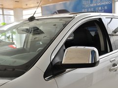 2012款 3.5L 自动 精锐天窗版 5座