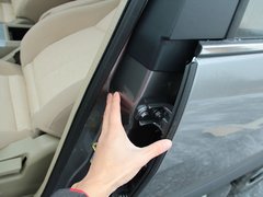 2012款 1.6L 手动 豪华型 5座