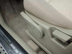 2012款 1.6L 手动 豪华型 5座