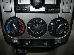 2012款 1.5L 手动 精英版