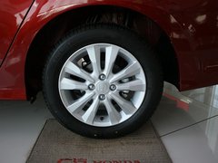 2012款 1.5L 手动 精英版
