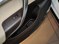2012款 2.0L 自动 舒适版