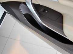2012款 2.0L 自动 舒适版