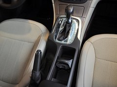 2012款 2.0L 自动 舒适版