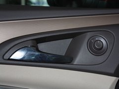2012款 2.0L 自动 豪华版