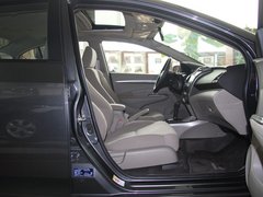 2012款 1.5L 自动 精英版