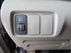 2012款 1.5L 自动 精英版