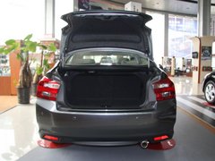2012款 1.5L 自动 精英版