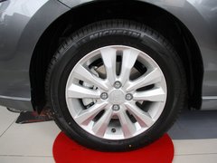 2012款 1.5L 自动 精英版