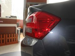 2012款 1.5L 自动 精英版
