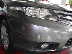 2012款 1.5L 自动 精英版