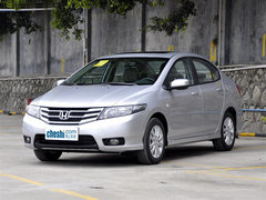 2012款 1.5L 自动 精英版
