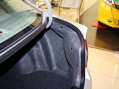 2012款 1.5L 自动 精英版
