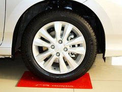 2012款 1.5L 自动 精英版