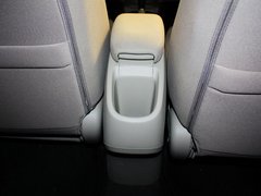 2012款 1.5L 自动 精英版
