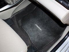 2012款 1.5L 自动 精英版