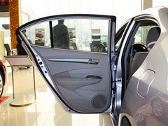 2012款 1.5L 自动 精英版