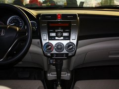 2012款 1.5L 自动 精英版