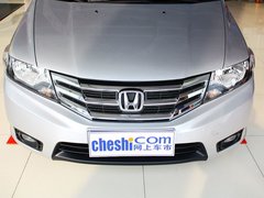 2012款 1.5L 自动 精英版