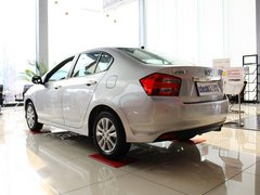 2012款 1.5L 自动 精英版