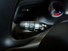 2012款 1.5L 自动 旗舰版