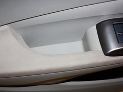 2012款 1.5L 自动 旗舰版