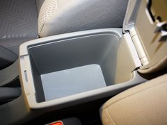2012款 1.5L 自动 旗舰版