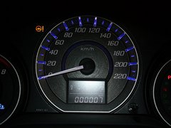 2012款 1.5L 自动 旗舰版