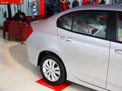 2012款 1.5L 自动 旗舰版