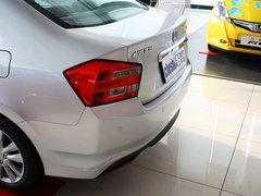 2012款 1.5L 自动 旗舰版