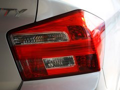 2012款 1.5L 自动 旗舰版