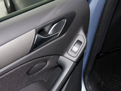 2012款 1.6L 手动 时尚型