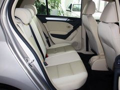 2012款 1.6L 自动 时尚型
