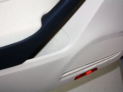 2012款 1.6L 自动 时尚型
