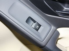 2012款 1.6L 自动 时尚型