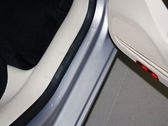 2012款 1.6L 自动 时尚型