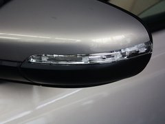 2012款 1.6L 自动 时尚型